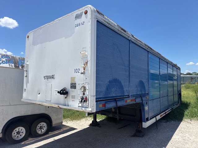 2001 Mickey 14 Bay S/A Beverage Trailer
