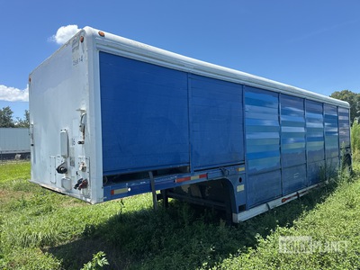 2001 Mickey 14 Bay S/A Beverage Trailer