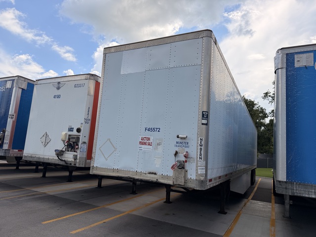 2006 Vanguard 53 ft x 102 in Sliding T/A Van Trailer