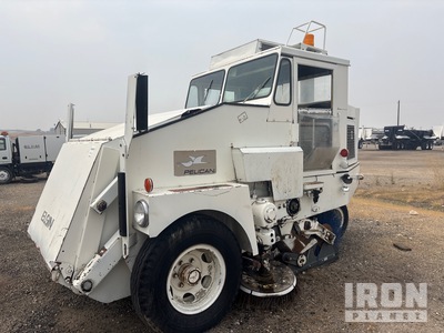 Elgin Pelican on 1983 Elgin S Sweeper Truck