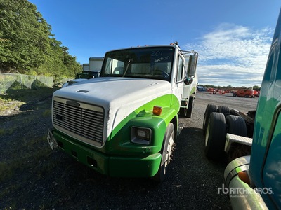 1995 Freightliner FL70 4x2 Cysterna samochodowa