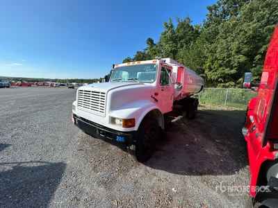 1997 International 4900 4x2 Cysterna samochodowa