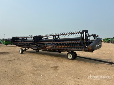 2011 MacDon FD70 35 ft Flex Draper Combine Header