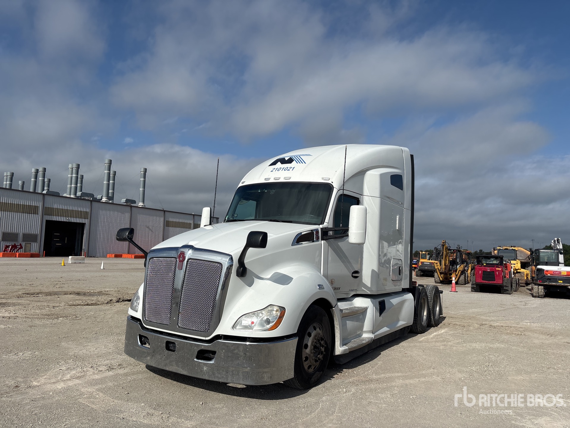 2021 Kenworth T-680 6x4 T/A Sleeper Truck Tractor