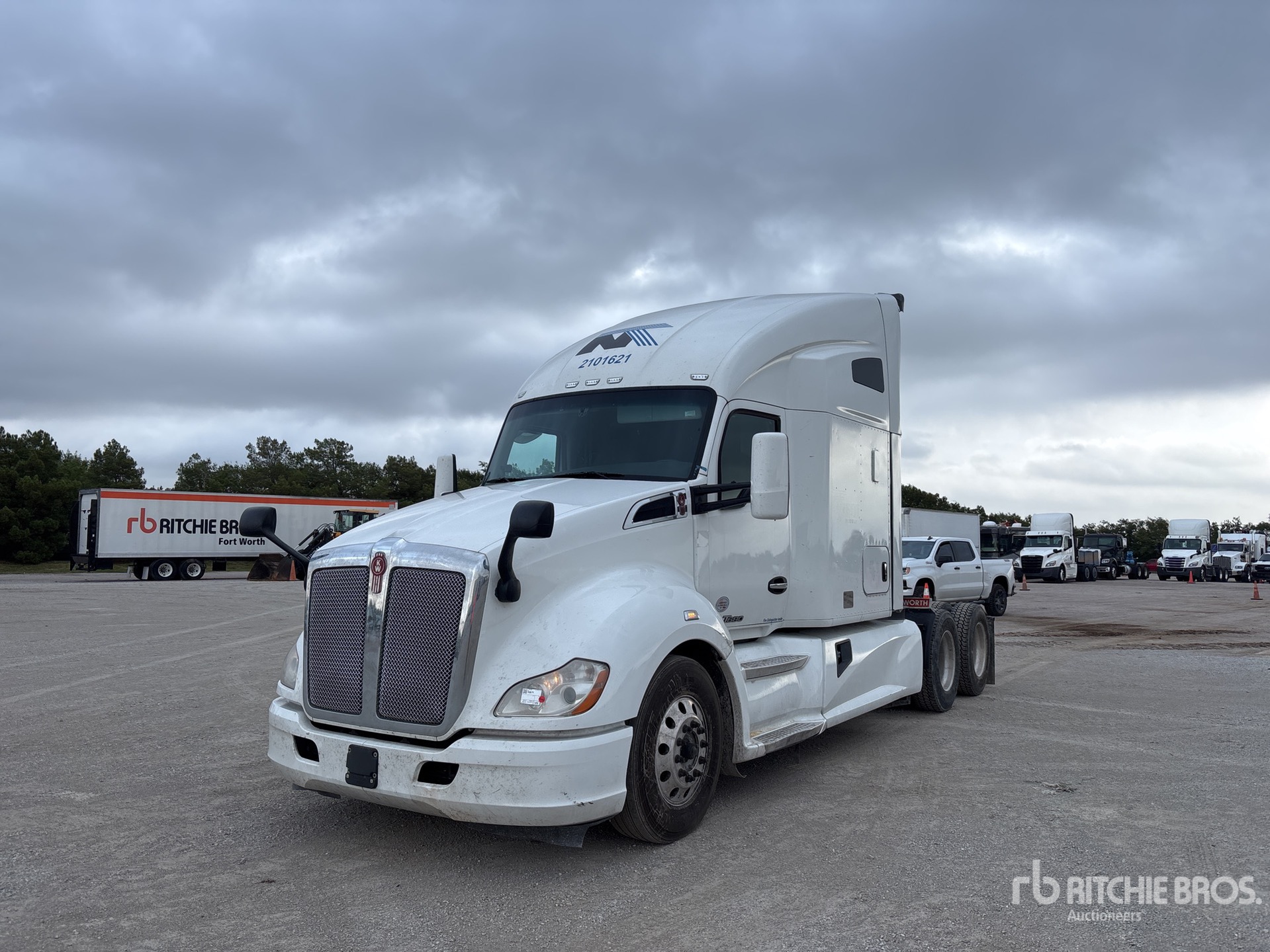 2021 Kenworth T680 6x4 T/A Sleeper Truck Tractor