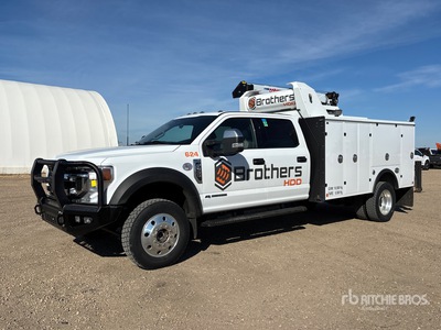 2022 Ford F-550 XLT 4x4 Crew Cab Camion de servicios