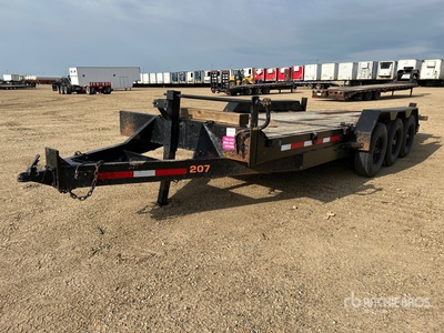 2014 Diamond C 22 ft Tri/A Tilt Deck Trailer