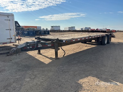 2006 Norberts 30 ft T/A Equipment Trailer