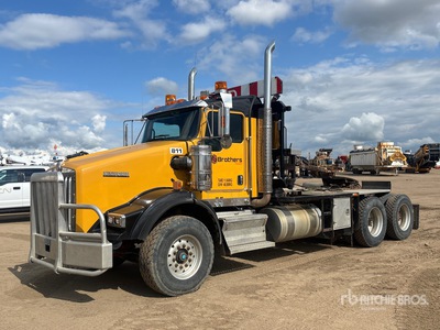 2013 Kenworth T800 6x4 Lier vrachtwagen