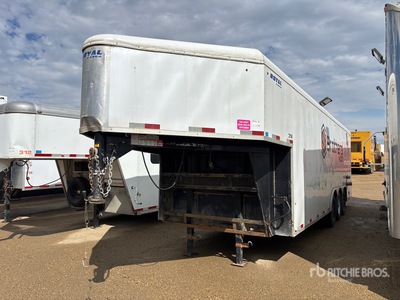 2019 Royal Cargo CGTR70-824-78 24 ft Tri/A Gooseneck Enclosed Trailer
