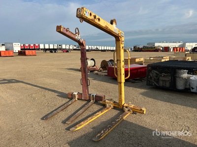 Quantity of (2) Fourches à palettes pour grues