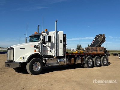 2011 Hiab 211 E P-5 HiDuo 6900 kg Knuckle Boom on 2012 Kenworth T800 8x6 Sleeper Boom Truck