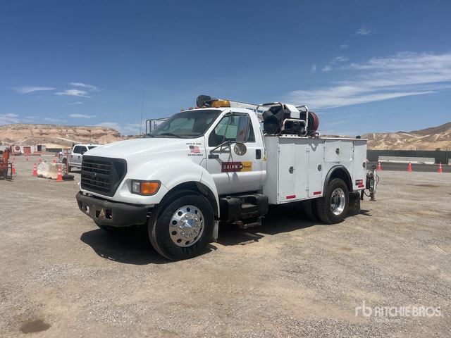 2003 Ford F-650 XL 4x2 Service Truck