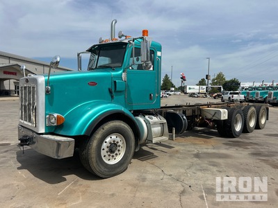 2015 Peterbilt 365 8x6 Fahrgestell