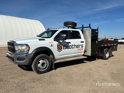 2024 Ram 5500 4x4 Crew Cab Camión Caja Abierta