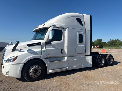 2021 Freightliner Cascadia 126 6x4 T/A Sleeper Truck Tractor