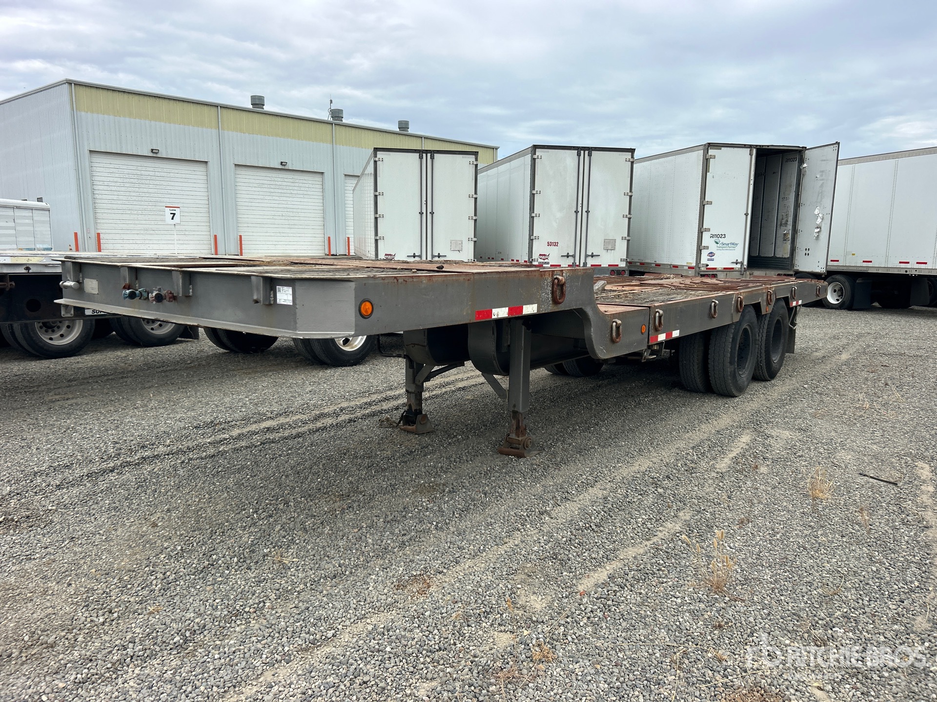 1973 Fruehauf 32 ft T/A Tilt Deck Trailer