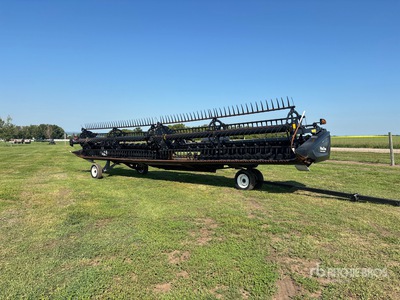 2018 MacDon FD75 35 ft Flex Draper Combine Header