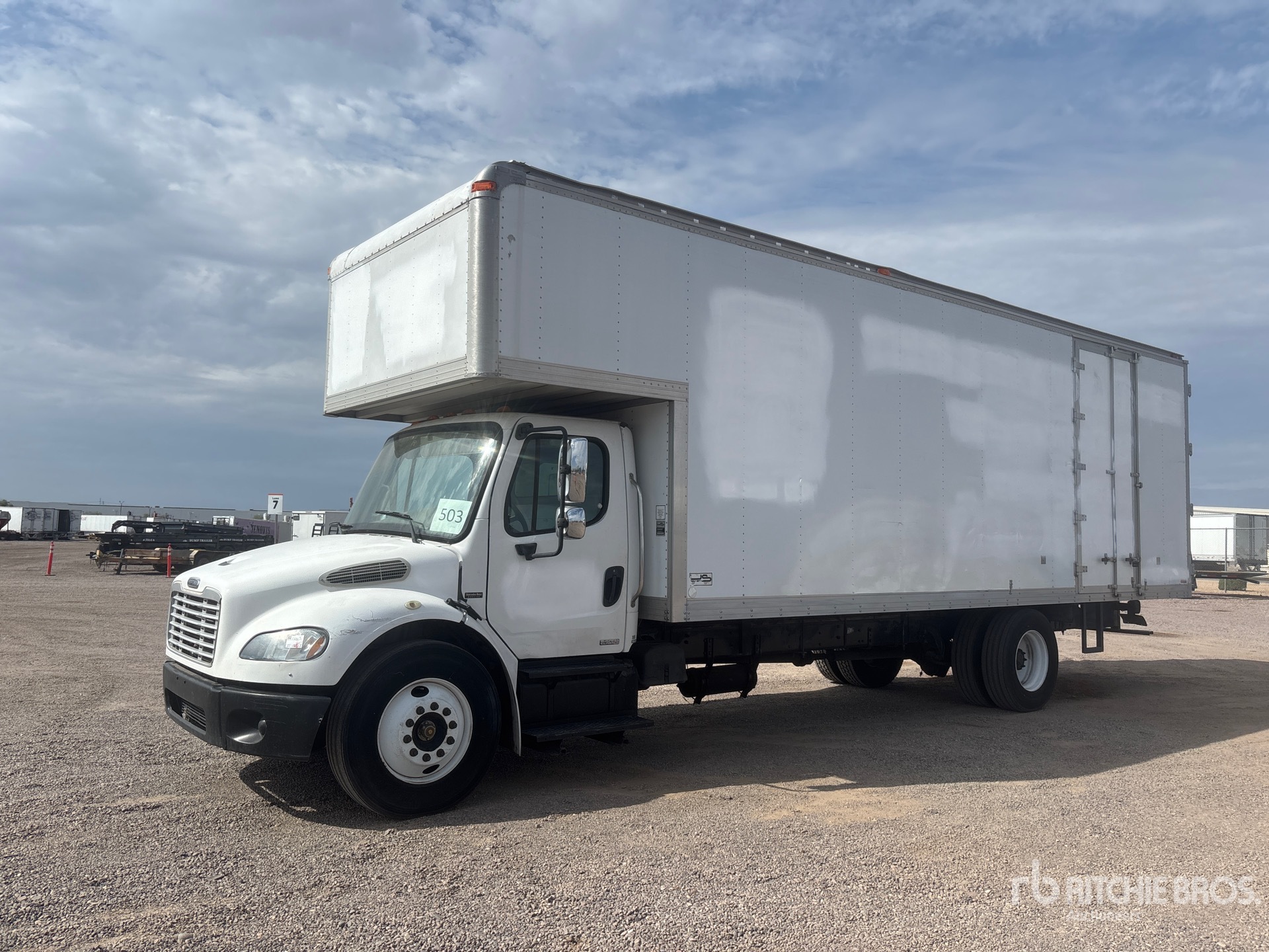 2006 Freightliner M2 106 4x2 Moving Van Truck