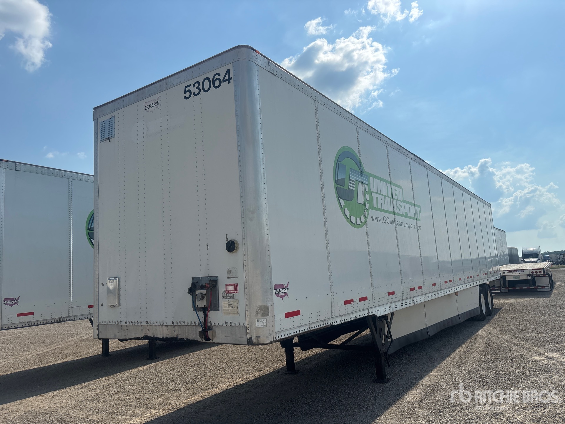 2016 Wabash DVCVHPC 53 ft x 102 in T/A Van Trailer