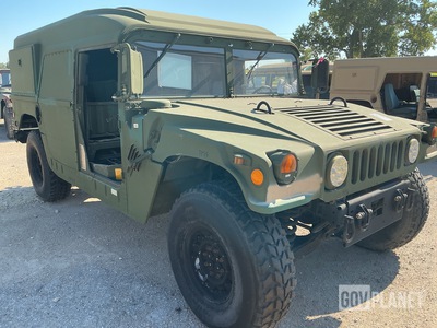 AM General M1097A2 HMMWV 2 Door Hard Top w/Helmet Top