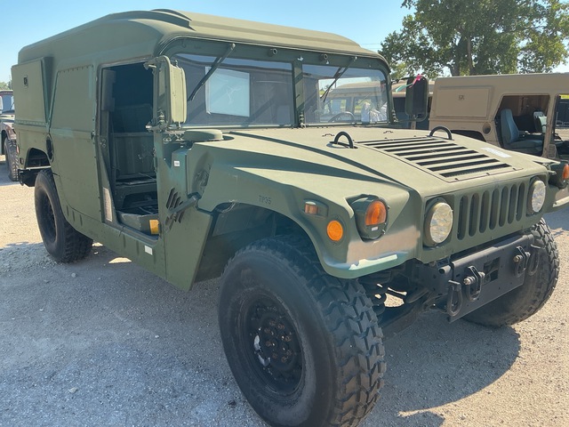 AM General M1097A2 HMMWV 2 Door Hard Top w/Helmet Top