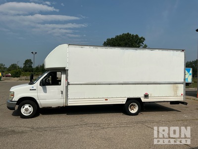 2008 Ford E-350 Autocarro furgonato