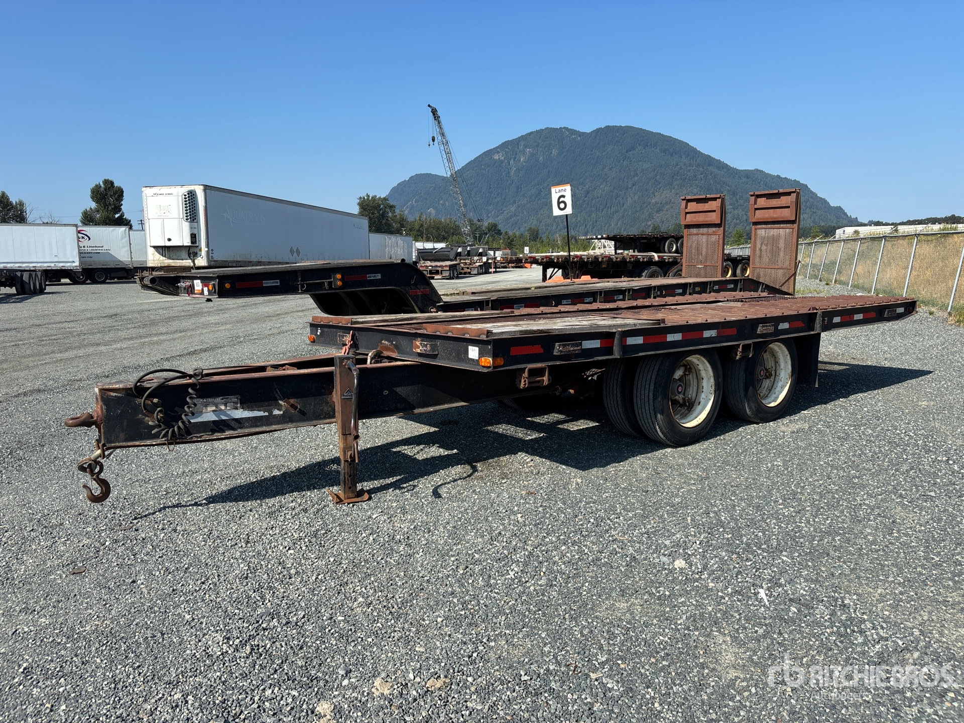 1989 Totem 20 ft T/A Flatbed Trailer