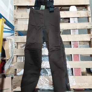 (42) BIB OVERALLS