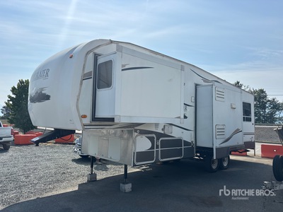 2008 Trailblazer 30 ft T/A トラベルトレーラー
