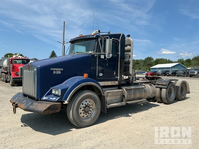 2015 Kenworth T800 6x4 T/A Day Cab Truck Tractor