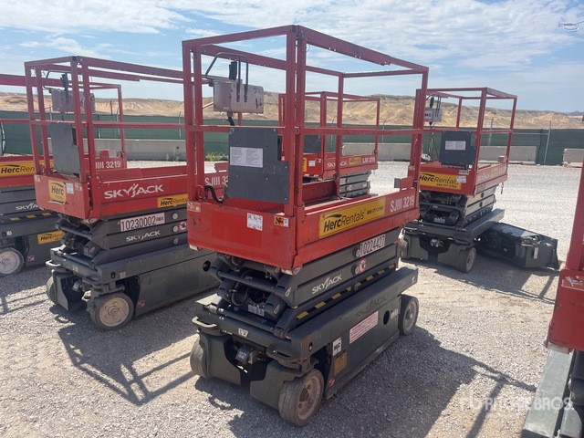 2017 Skyjack SJIII-3219 Electric Scissor Lift