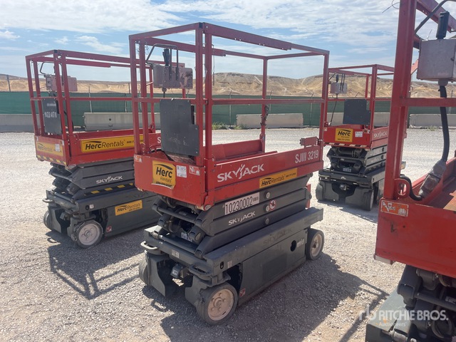 2017 Skyjack SJIII-3219 Electric Scissor Lift