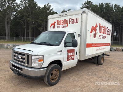 2018 Ford E-450 4x2 Refrigerated Truck