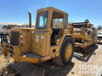1987 Cat 623E جرار كشط