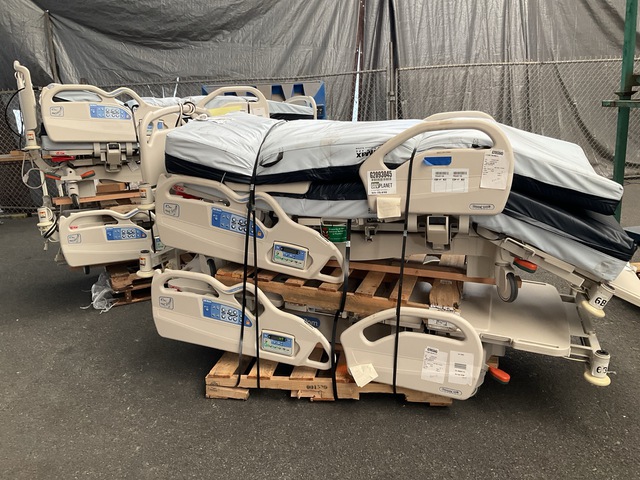 (4) Hill-Rom Advanta 2 Hospital Beds