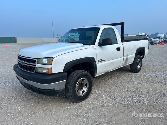 2007 Chevrolet Silverado 2500HD 4x2 Pickup