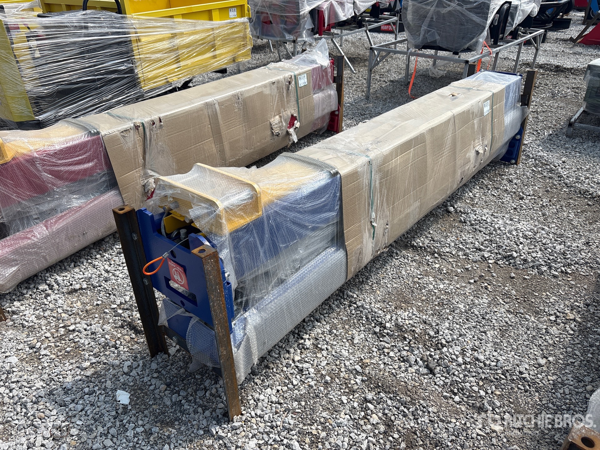 2 Post 4500 kg Vehicle Lift (Unused)