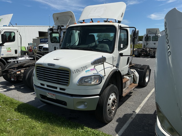 2014 Freightliner M2 106 4x2 S/A Day Cab Truck Tractor (Inoperable)