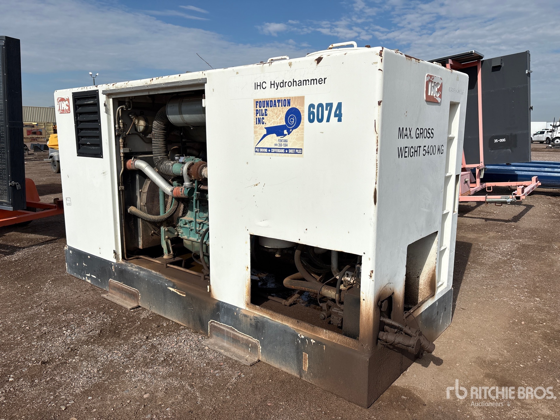 IHC Hydrohammer Power Unit