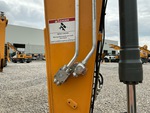 Hydraulics with Auxiliary Hydraulic Plumbing
