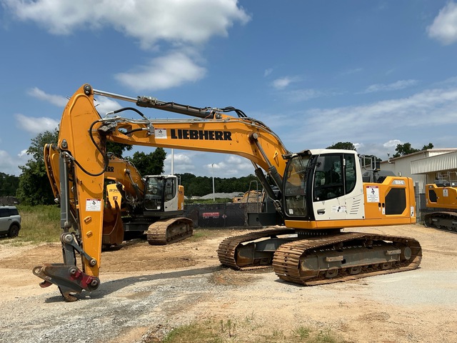 2023 Liebherr R924 LC Tracked Excavator