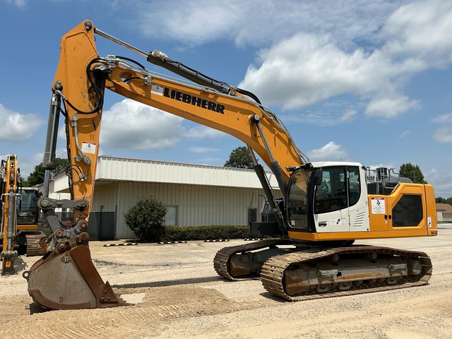 2023 Liebherr R938 LC Tracked Excavator
