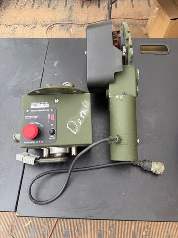 Electric Turret Motors Ship Dims:26-22-12 50lbs Electric Turret Motors Ship Dims:26-22-12 50lbs
