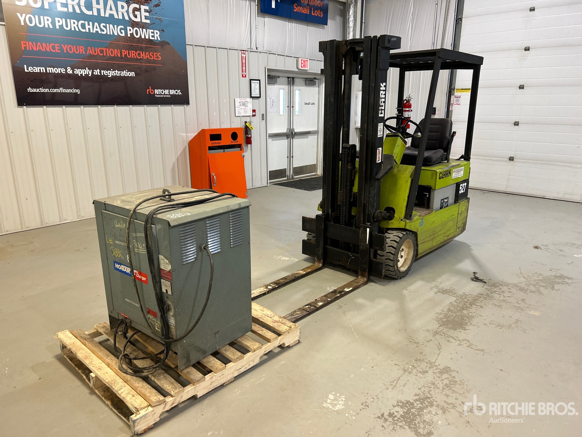 1987 Clark TM20 3200 lb Electric Forklift