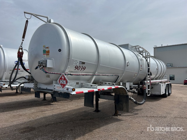 2015 MAC LTT 9300 gal T/A Tanker Trailer