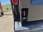 Configuration with Tailgate Latch