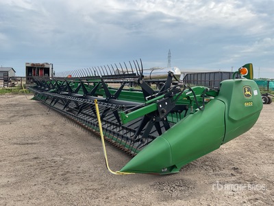 2013 John Deere 640D 40 ft Flex Draper Tête de moissonneuse-batteuse