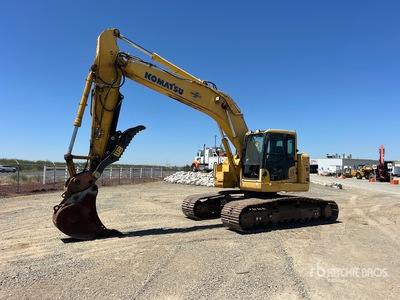 2010 Komatsu 228USLC-8 Tracked Excavator