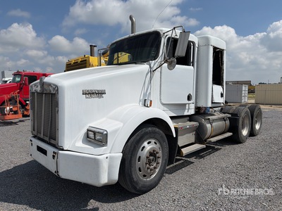 2000 Kenworth T800 6x4 Tractocamion con Dormitorio (INOPERABLE) / 3- Achs Sattelzugmaschine mit Schlafkabine (Inoperable)
